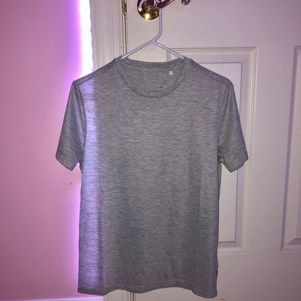 GUESS Light Gray T-Shirt
